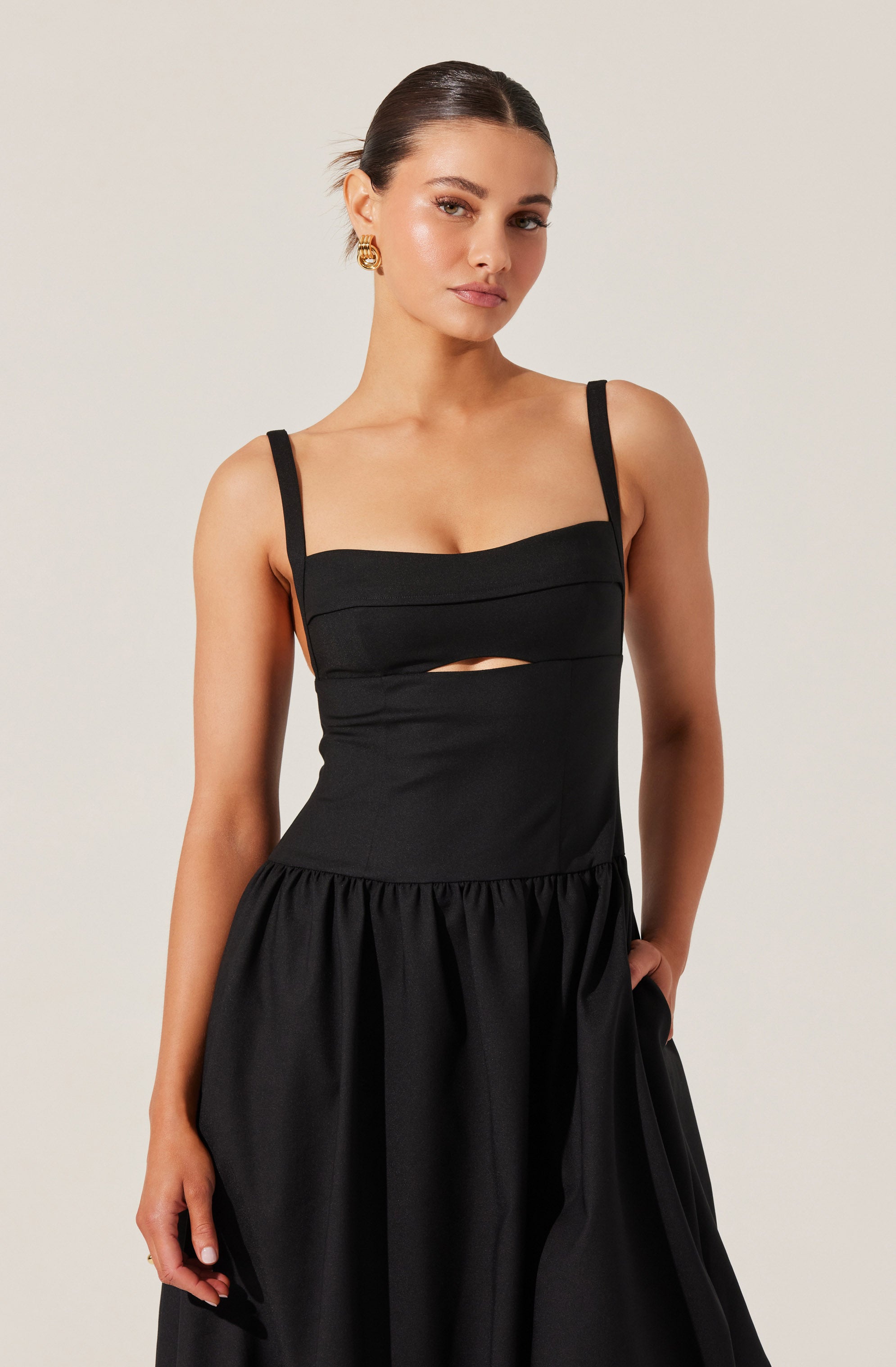 Jevi Sleeveless Bubble Midi Dress