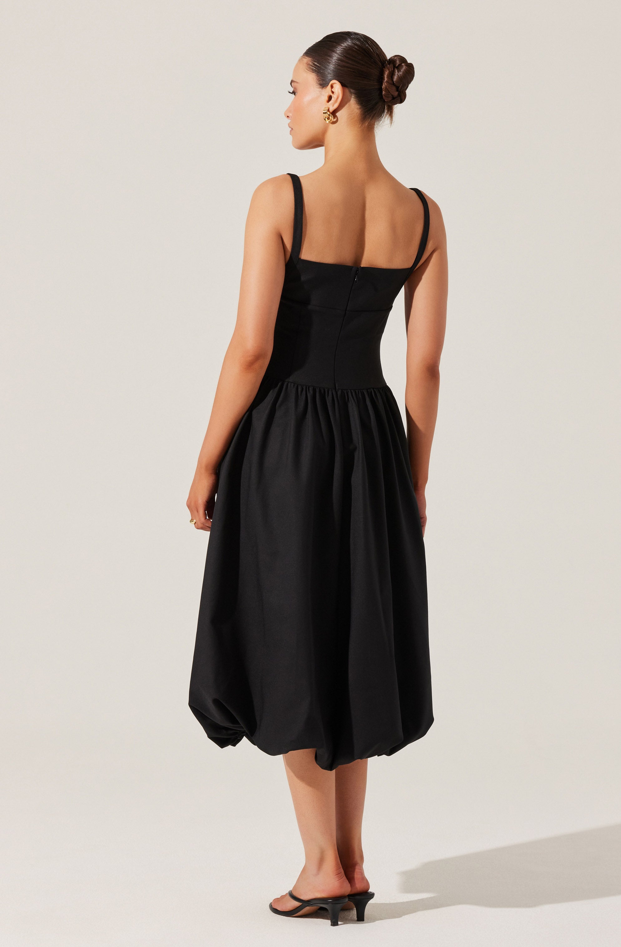 Jevi Sleeveless Bubble Midi Dress