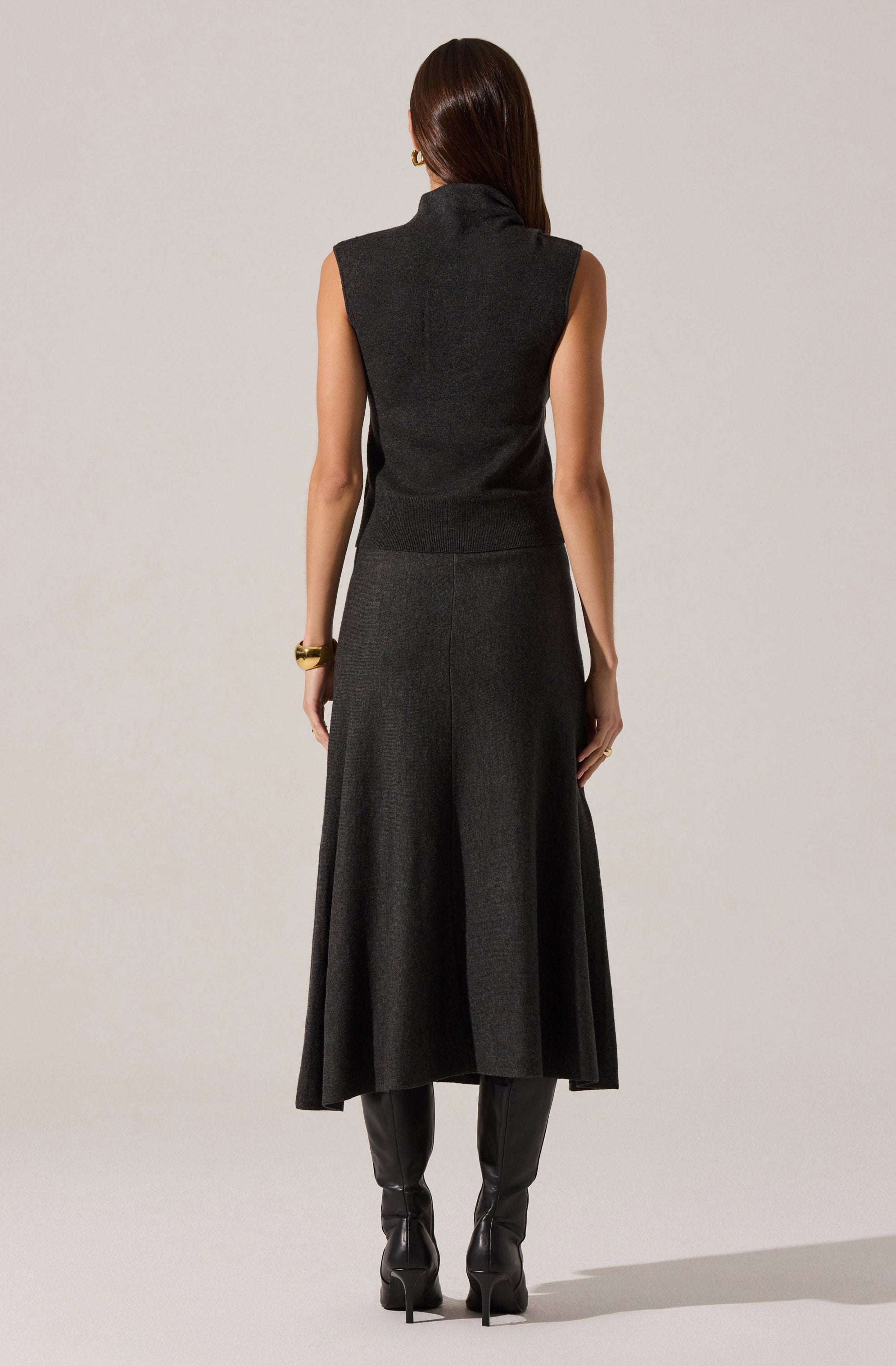 Deora Sleeveless Mock Neck Sweater